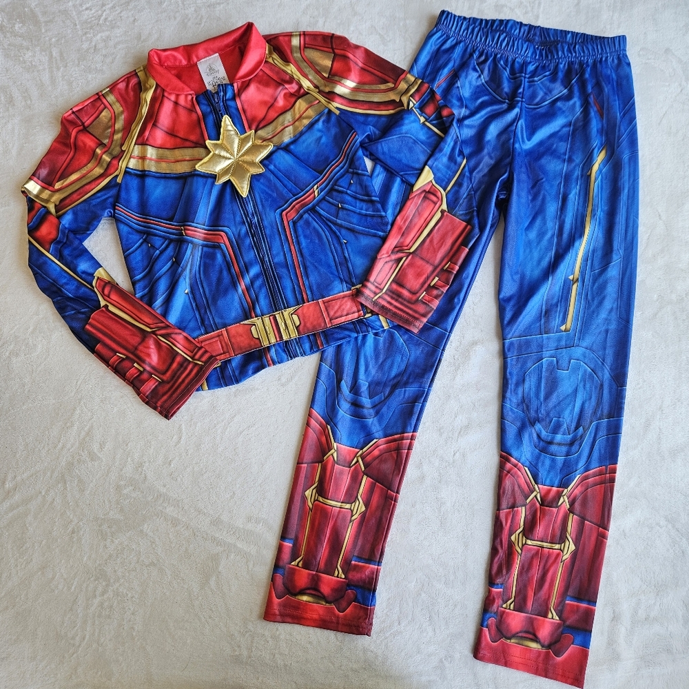 Kids Disney Avengers Captain Marvel Costume for Dress Up Halloween size 9/10